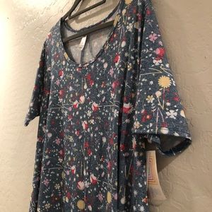 LuLaRoe Classic T